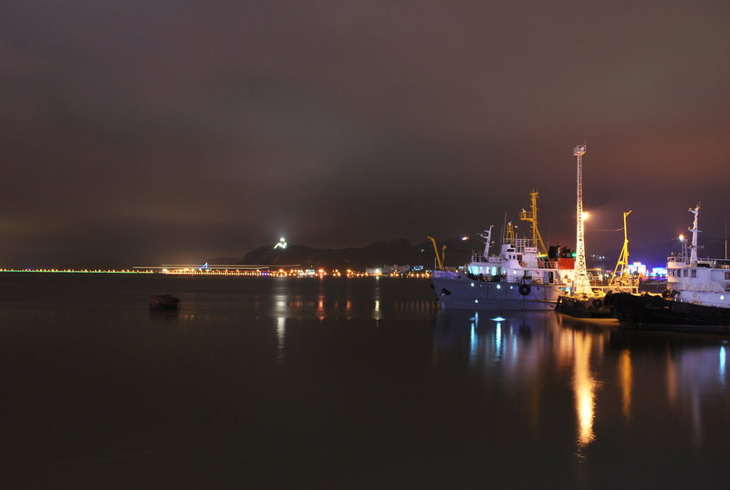 海边夜景