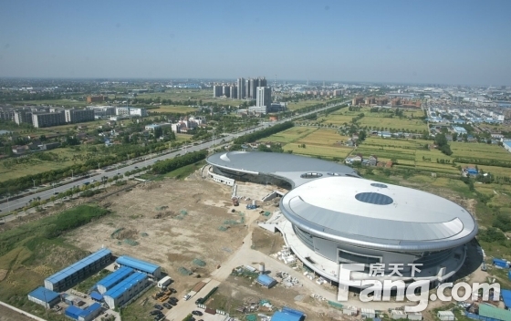 【工程进度】 俯瞰全景,体育馆,游泳馆和全民健身核心主体完工