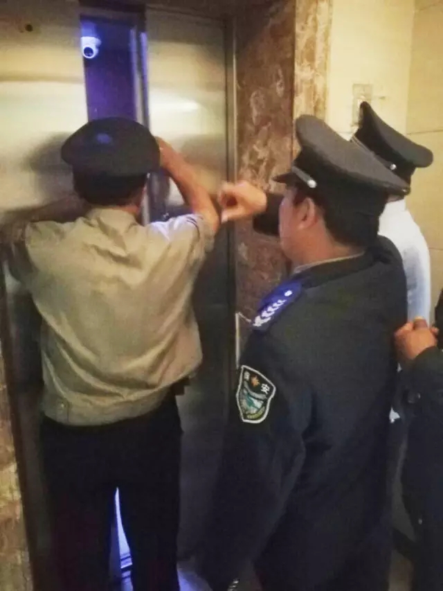 金通物业开展电梯应急救援演练培训活动