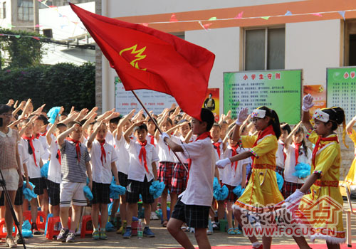 尚信地产:六一公益联动在麻园小学里忆童年_中小学春秋假图片